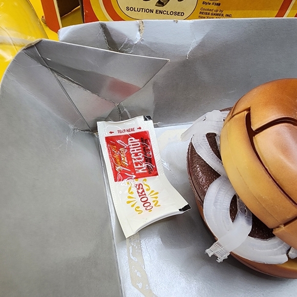 1977 Reiss Burger Thing Toy Puzzle Style 388 - Picture 6 of 7